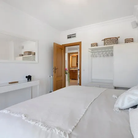 Sunny Paradise - Sea View Appartement *